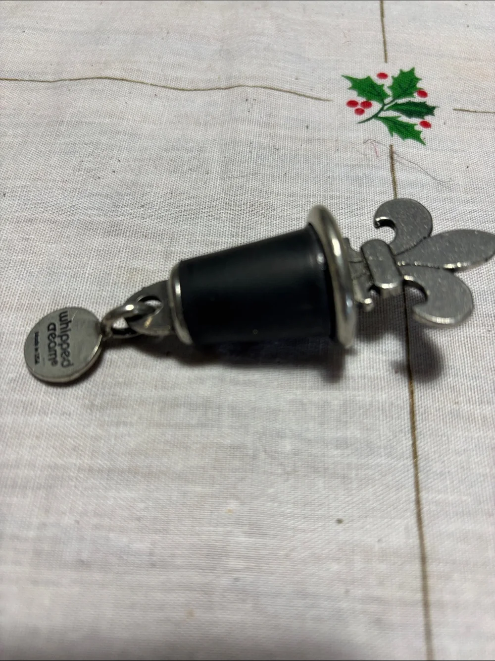 Black and Silver Fleur-de-Lis Wine Stopper